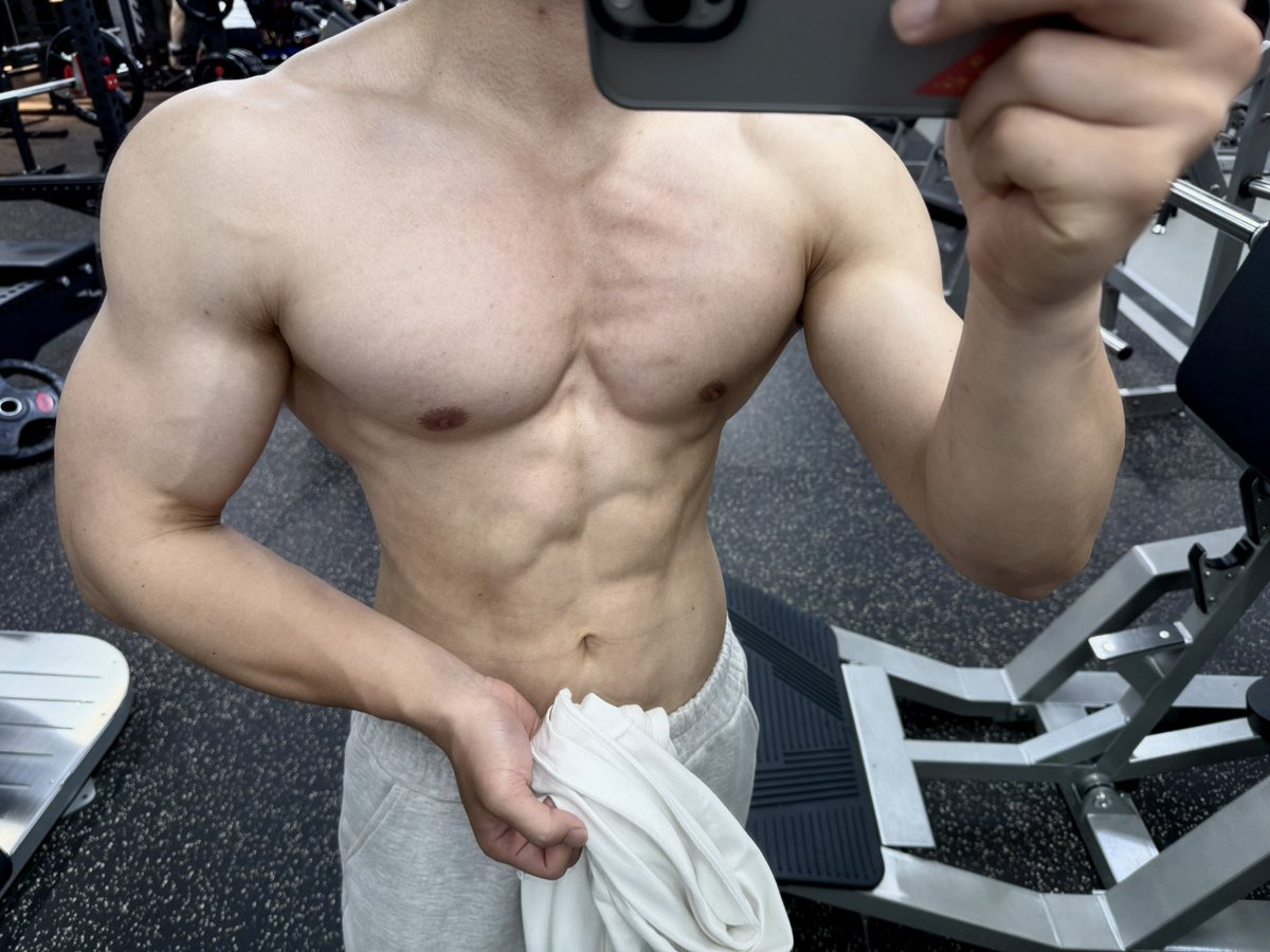 mei良止 喵啊 tweet media