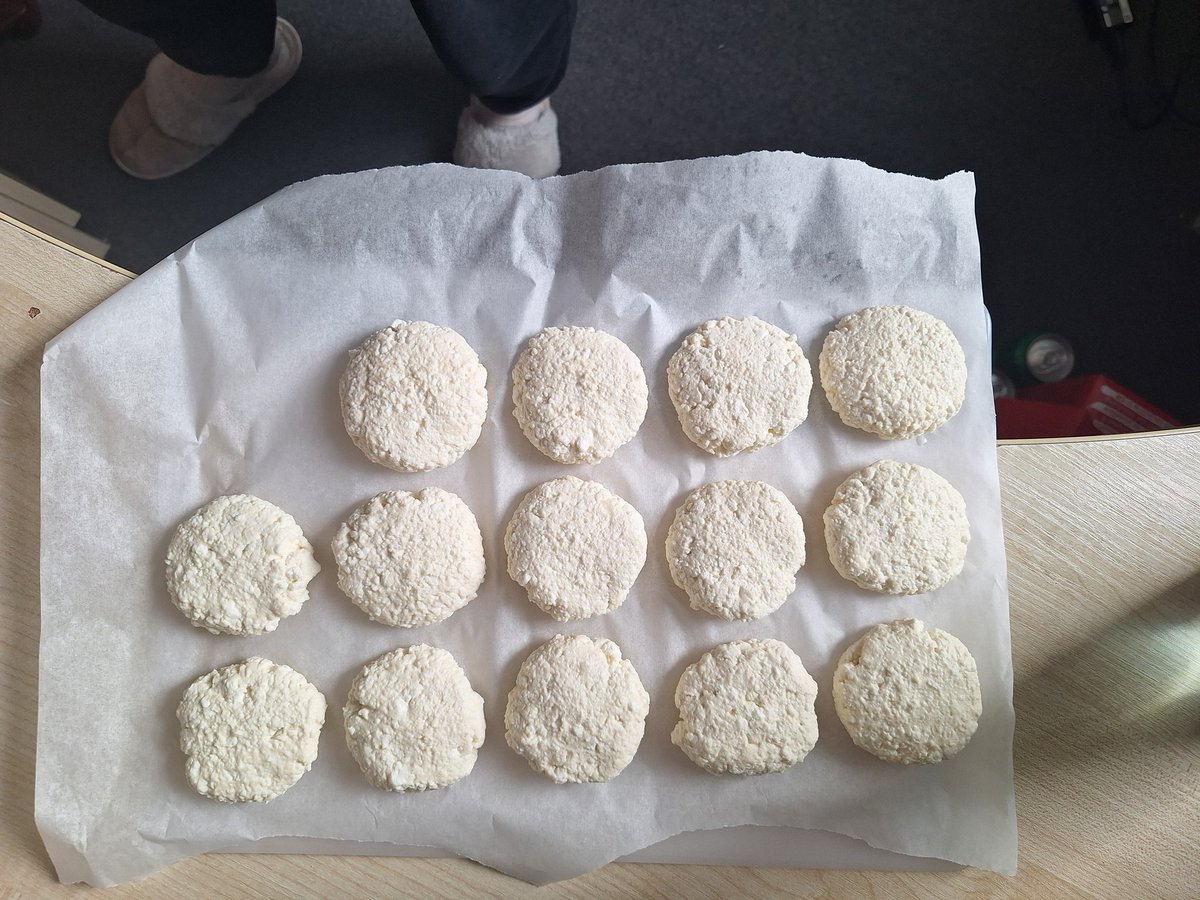 antares 💫 tweet media