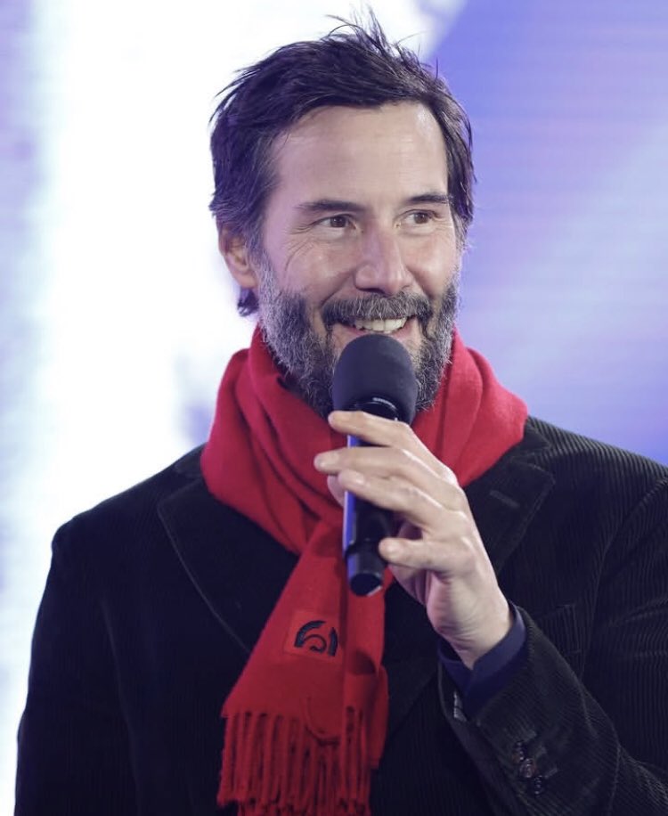 Everythingkeanu tweet media