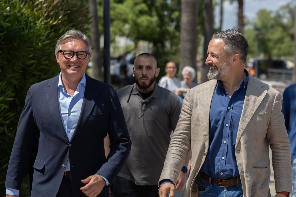 VOX por España 🇪🇸 tweet media