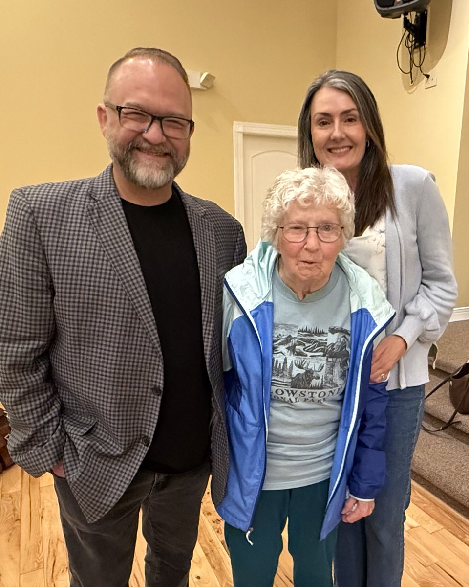 KentuckyNaz's tweet photo. Outstanding weekend of revival for the Asbury Missional Area! Special thanks to Pastor Rich &amp; Allison May &amp; Covenant Church for hosting, &amp; to those who led worship. The presence of the Holy Spirit met with us in a special way. #KYNaz #RenewEquipConnect #RECkentucky #Nazarene https://t.co/aVfcA3ynml