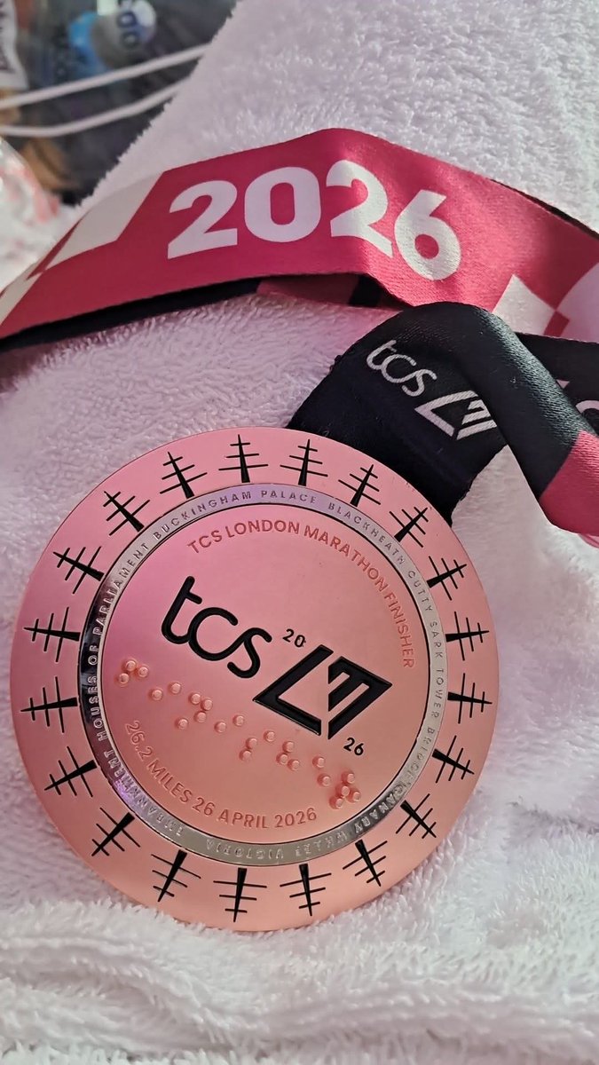 andy5000miles's tweet photo. Wow. @LondonMarathon #LondonMarathon was just amazing, just the best #running experience ever. Time wasn't important anything occasion, it was all about the vibe
#loverunning https://t.co/tExklDUfzD