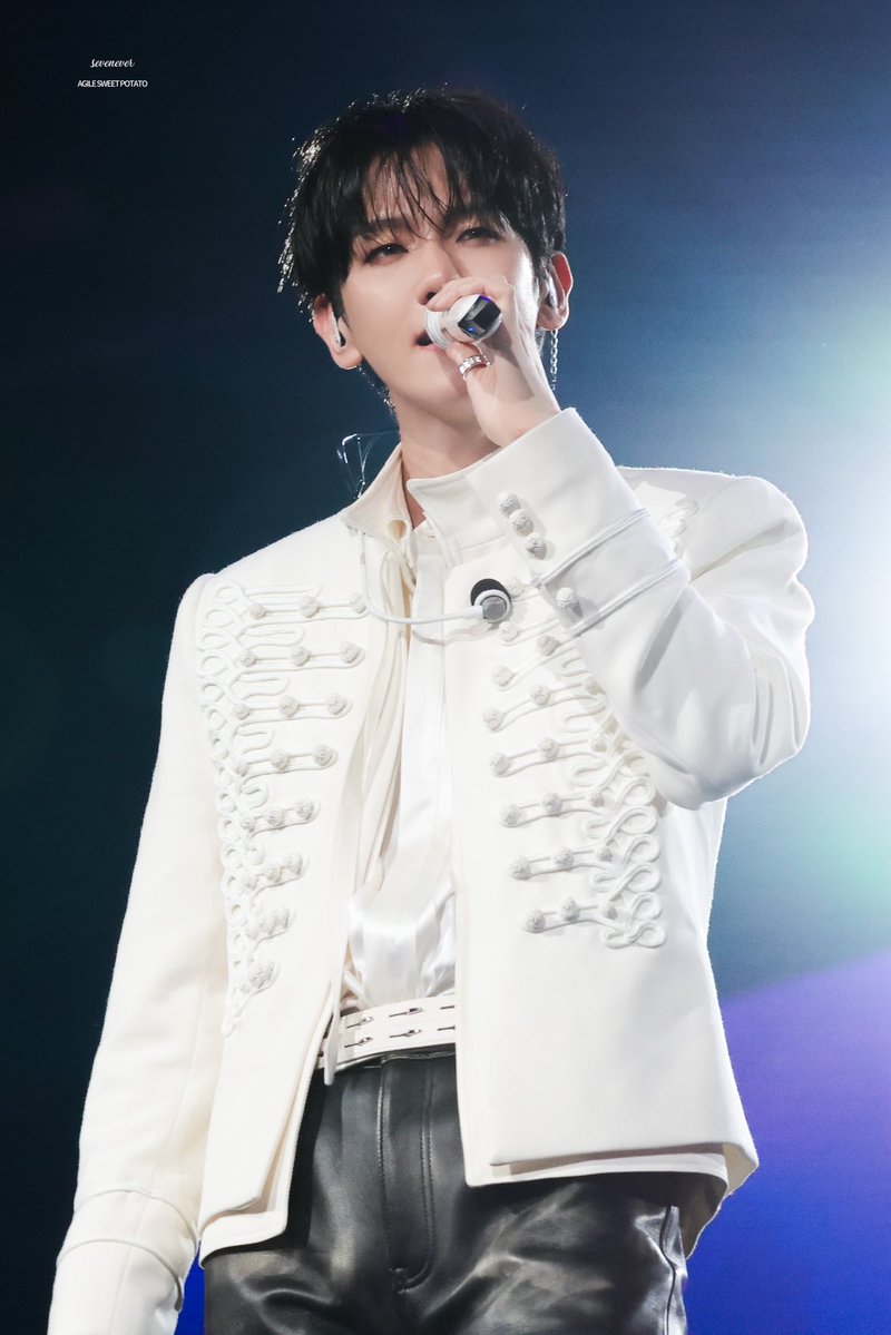 Sevenever tweet media