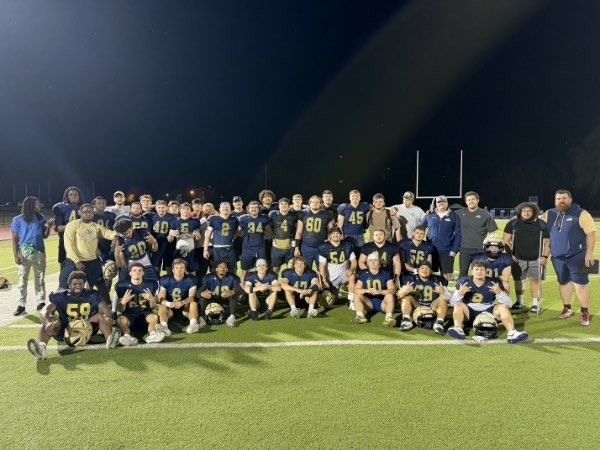 Stephlgriffin74's tweet photo. Last Spring Ball practice. #26 Locked In https://t.co/eAHc8ITqkh