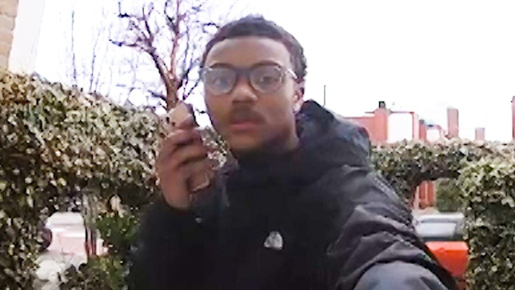 J41963735's tweet image. #Retweet (Maak m beroemd)
Babbeltruuc De Lier
Herkenning
politie.nl/gezocht/opspor…
#NieuwsInPerspectief