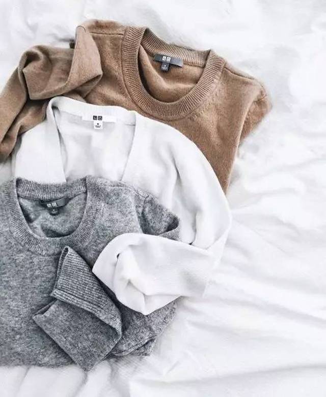 SalheddineB's tweet image. "Just folded a mountain of laundry in 10 mins—proud (and a little tired)  #LaundryWin #SmallWins"