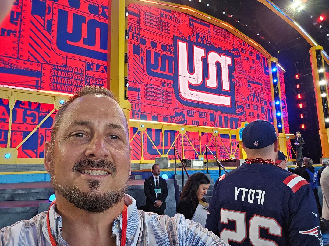 sportstalk13162's tweet image. Check out my freshly published article and follow me on Substack for my free sports articles!  🧐 #Sports #Journalism #Military #Doc #BreakingNews

substack.com/@sportstalkwit…