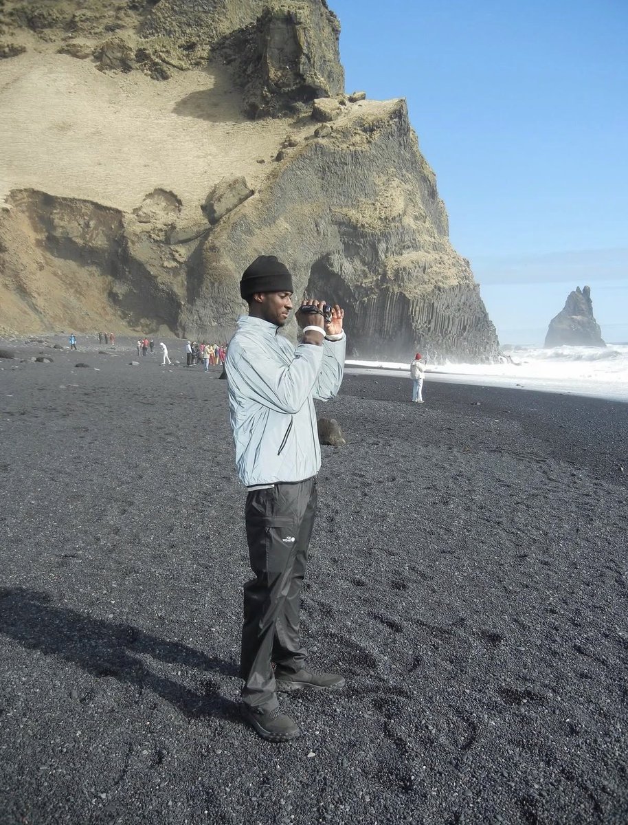 Jersey2Brooklyn's tweet photo. Drake Powell enjoying the views from Iceland 🇮🇸 https://t.co/lbh3EUNJct