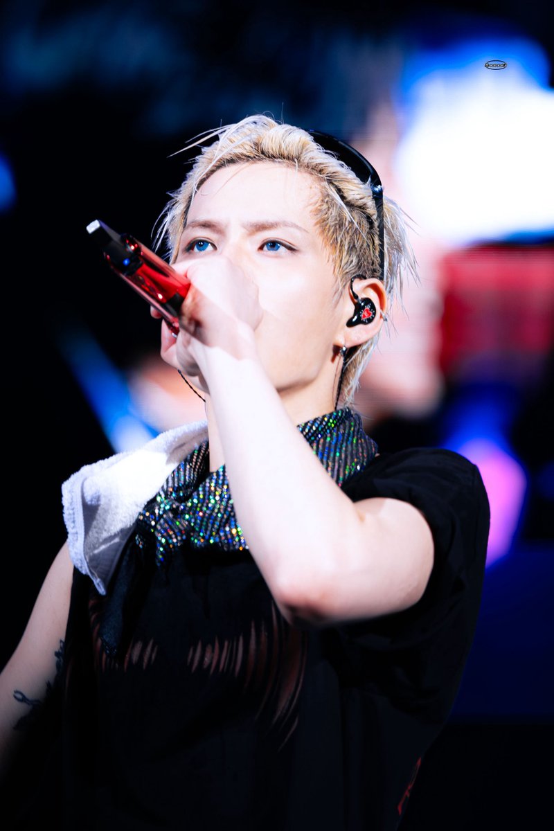 𝗮𝗰𝗲𝗰𝗮𝘁 tweet media