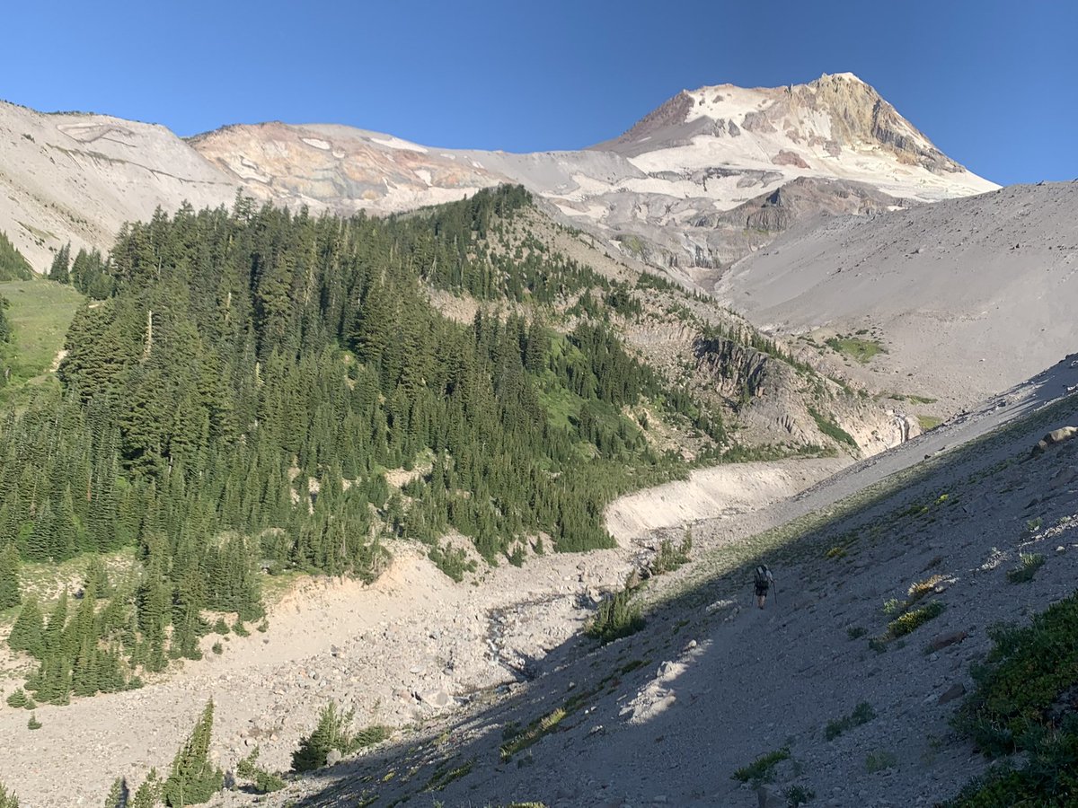 HikingLawyer's tweet image. Circumnavigating Mount Hood.  The Timberline Trail, August 2022.

#oregon #hiking #backpacking #outdoors