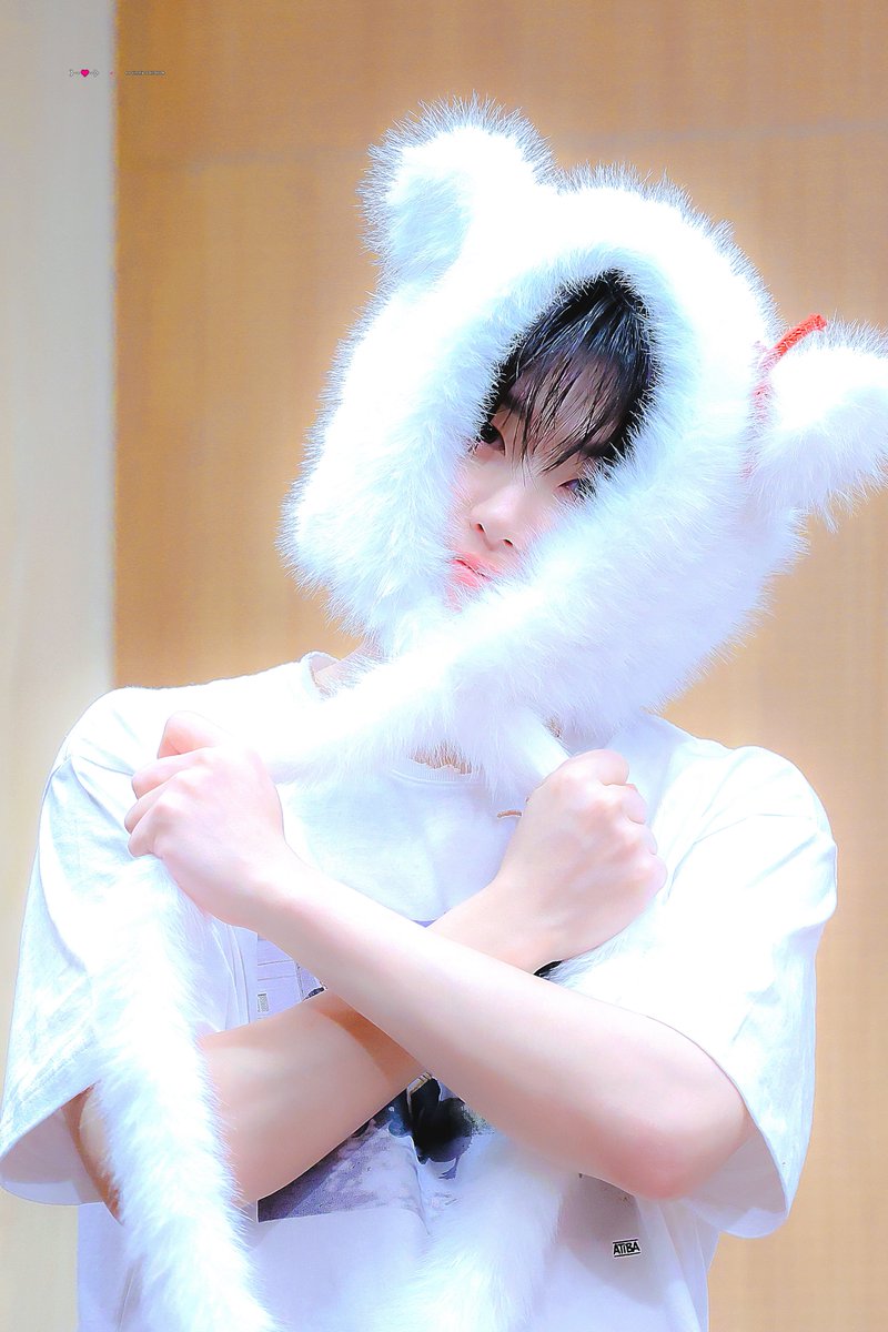 ⌁ ｝- ❥ - ＞ tweet media