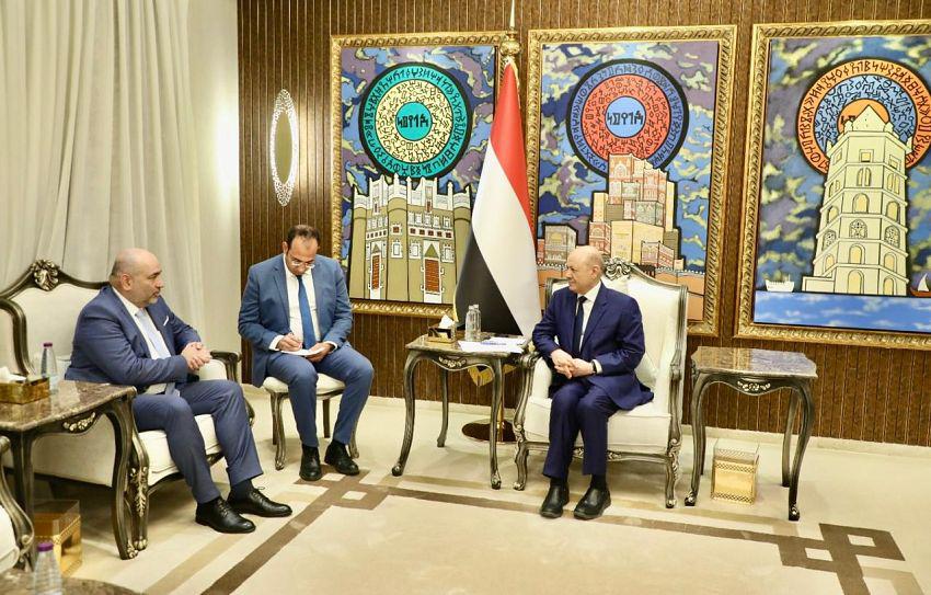 رئيس مجلس القيادة شدد على أن السلام لا يتحقق بمكافأة المتمردين، بل بدعم الدولة الوطنية وردع المليشيات وحماية التعدد وفتح أفق سياسي عادل لكل اليمنيين.
<a href="/PresidentRashad/">د/ رشاد محمد العليمي</a>