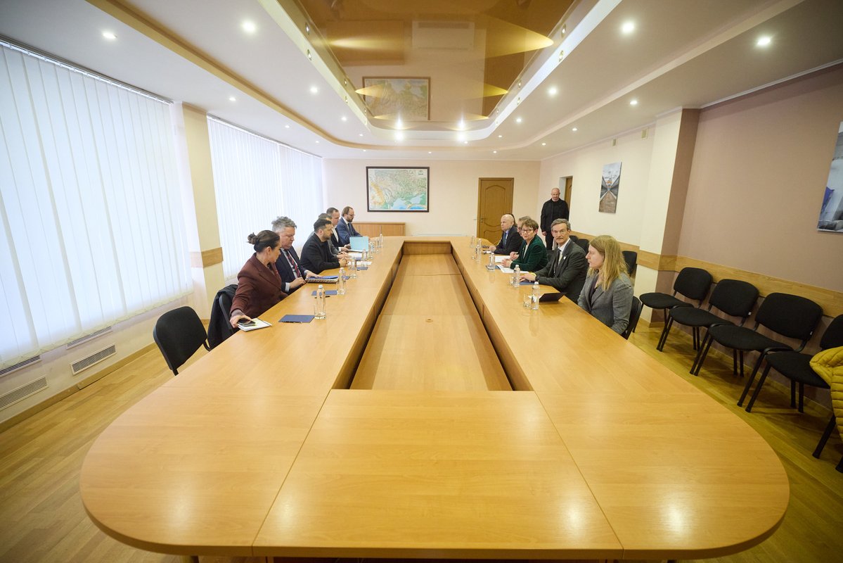 Volodymyr Zelenskyy / Володимир Зеленський tweet media