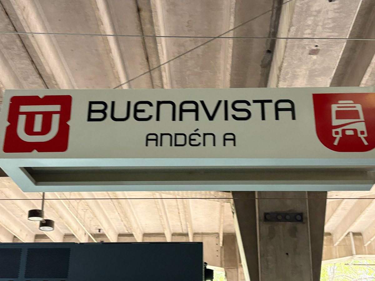 El_Universal_Mx's tweet photo. 🚝 Inauguran el Tren Suburbano rumbo al AIFA

🛤️  Con el primer viaje realizado por la presidenta Claudia Sheinbaum y más funcionarios, la nueva ruta hacia el Aeropuerto Internacional Felipe Ángeles queda abierta

💰🕒 El trayecto total será de aproximadamente 45 minutos, desde Buenavista hasta el AIFA, y su costo será de 45 pesos como promoción por la inauguración y de 11.50 pesos para trayectos cortos

#FOTOS: Arturo Contreras | EL UNIVERSAL