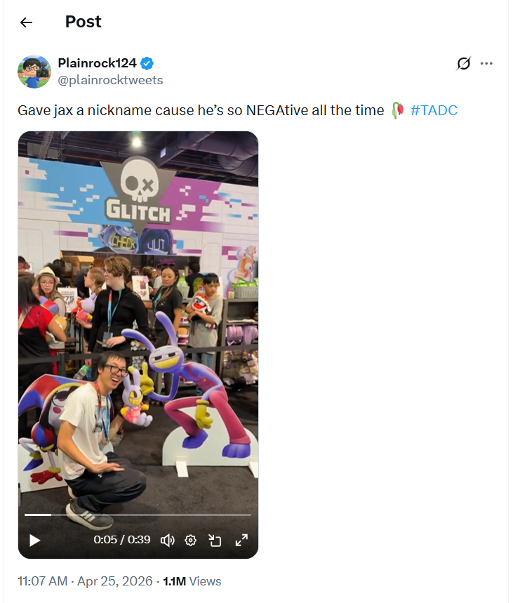 OmoniyiMediaHub's tweet image. As of today, I have unsubscribed from Plainrock124, both from his main channel and his vlog channel. You may have heard about the backlash surrounding him after he said what is implied to be the N word at a GLITCH booth. How he fell this hard, I do not know.
#Plainrock #Glitch