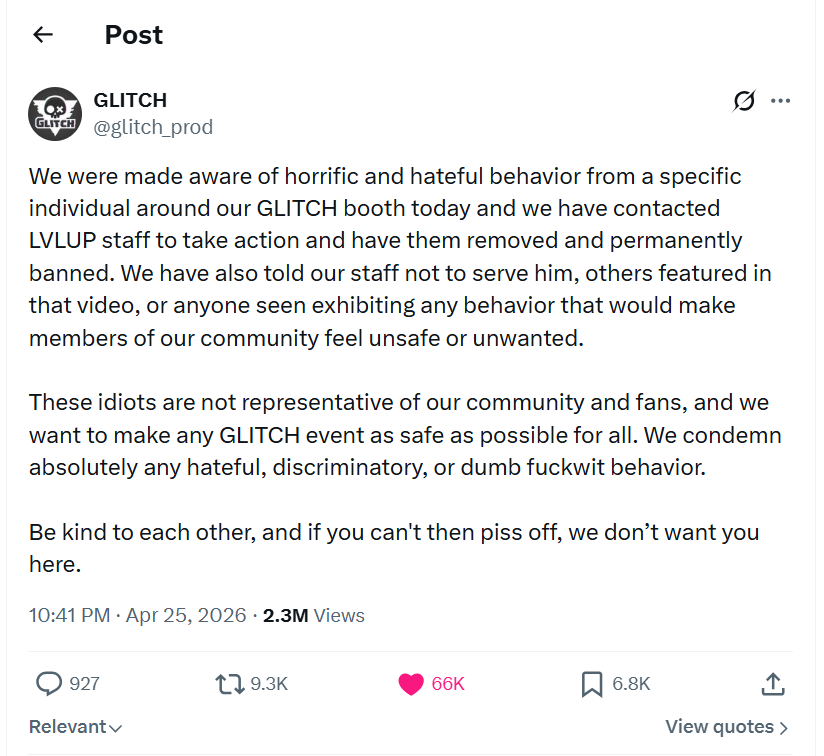 OmoniyiMediaHub's tweet image. As of today, I have unsubscribed from Plainrock124, both from his main channel and his vlog channel. You may have heard about the backlash surrounding him after he said what is implied to be the N word at a GLITCH booth. How he fell this hard, I do not know.
#Plainrock #Glitch