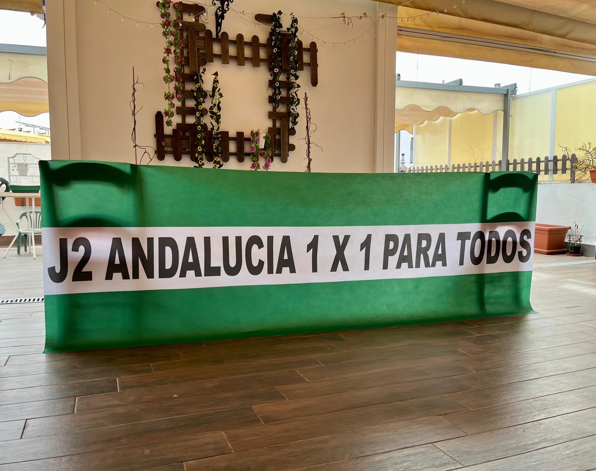 Agradecemos a <a href="/juanBravoBaena/">Juan Bravo Baena</a> su disponibilidad para reunirnos a pesar de ser domingo y a <a href="/cucagamarra/">Cuca Gamarra</a> estar pendiente de la misma. Vuestro dilema es nuestra incertidumbre y nuestro sufrimiento. Recordad que no somos números ni un coste. Somos miles pendientes de un hilo.