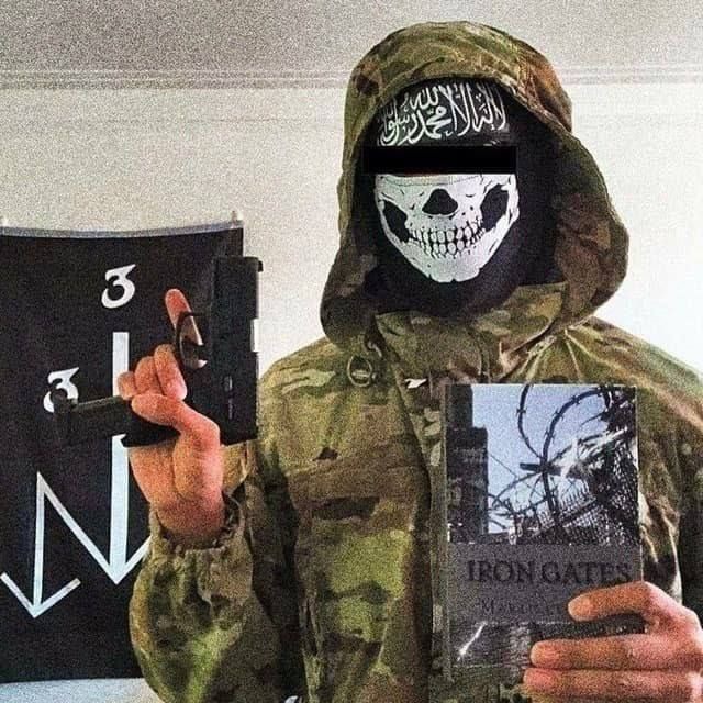 ▄︻デ╦═一━💥 tweet media