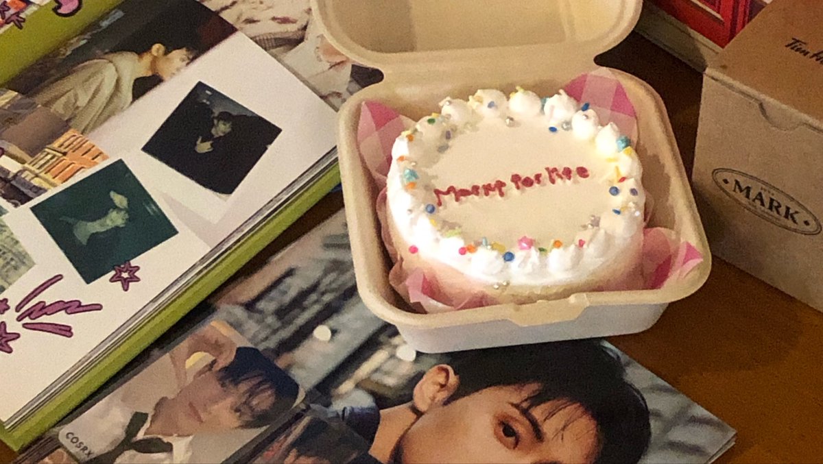 yvesdemuse's tweet photo. thank you for making this event happen <3
#FromTheFirstfruit
#MARK_TheFirstfruit
#MARK #마크 https://t.co/SmAT1J7Cvr