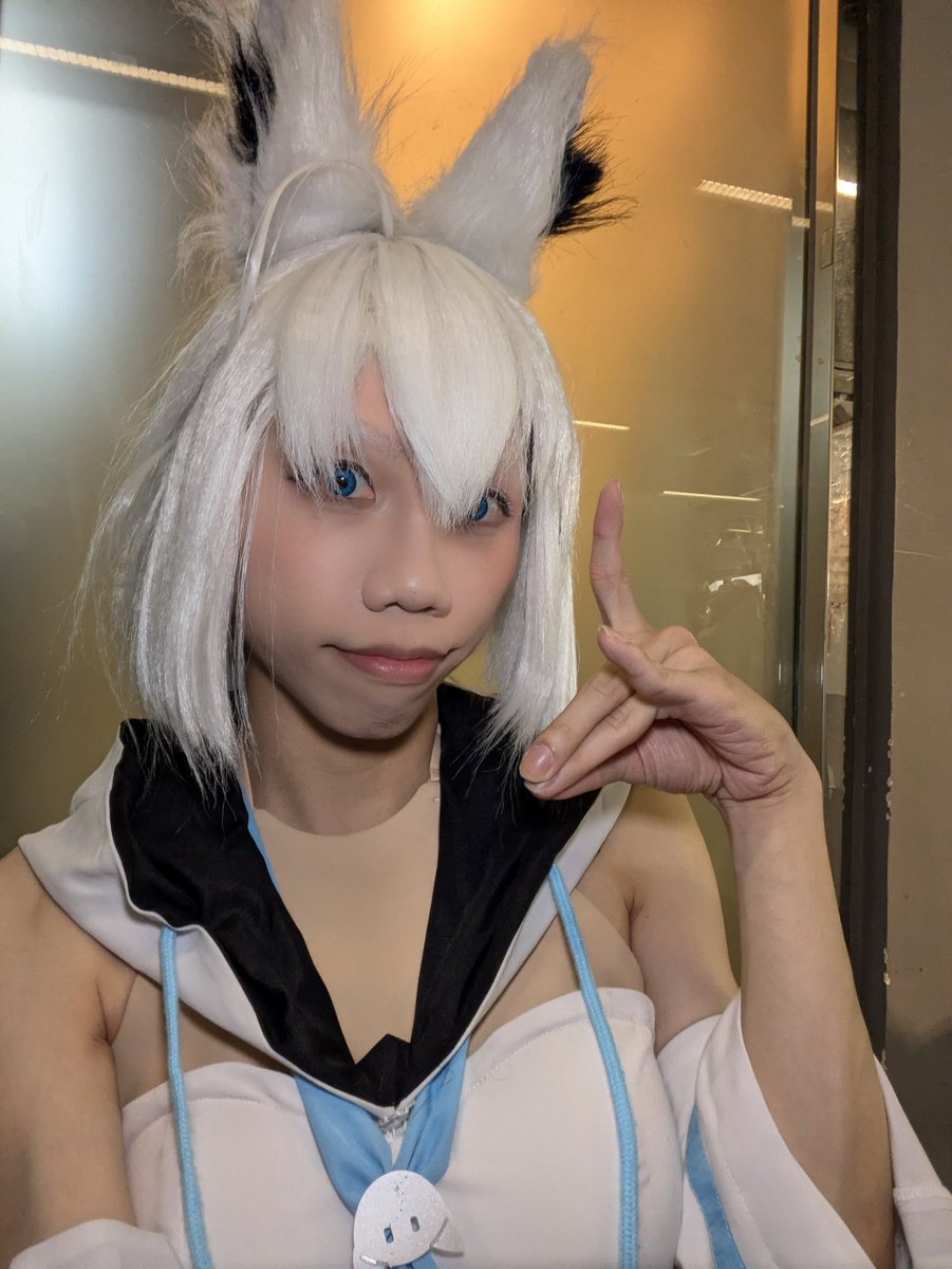 foxi🇭🇰☃️🌽 tweet media