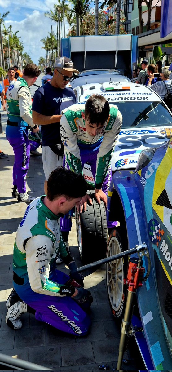 simon winstone tweet media