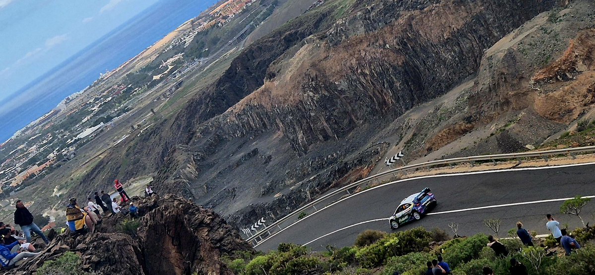 simon winstone tweet media