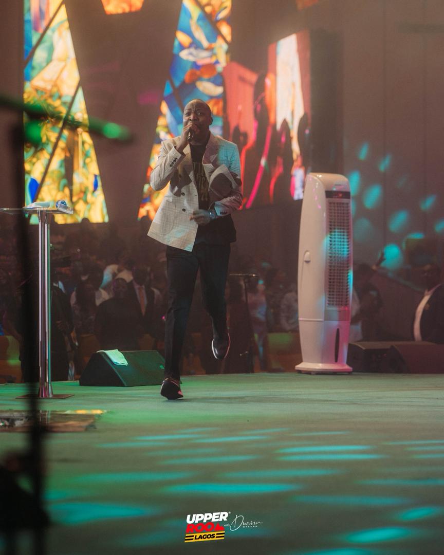 outpouring_live's tweet photo. Jesus, our Savior. The name that ushers in good endings.

"Jésù o Jésù...
Olórúko àpèríre Jésù o
Olórúko àpèríre Jésù" 

#UpperRoomLagos #DunsinOyekan #GenIntimacy #NewWineTheAlbum #Elohim https://t.co/saQpQf1cpp