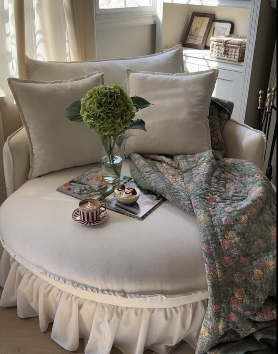 شـذى tweet media