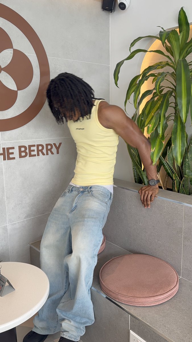 valking ♔ tweet media