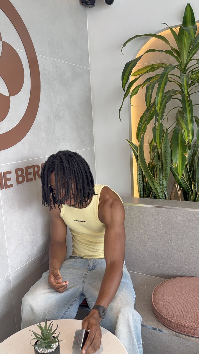 valking ♔ tweet media