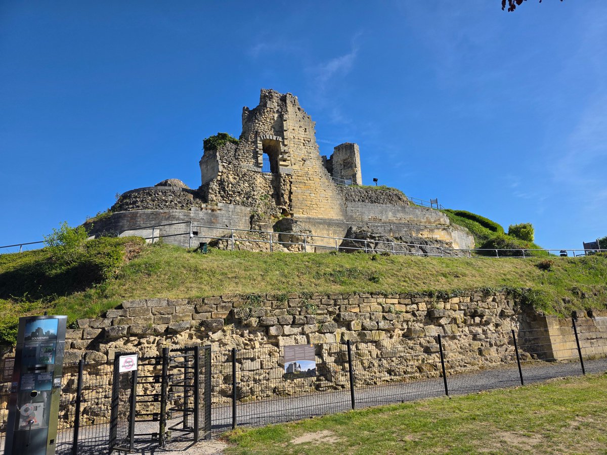 Sander van Dam tweet media