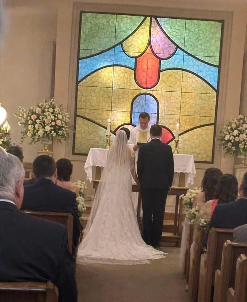 🎩Laird of the Manor 2.0🎩 tweet media