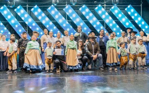 clasicacomodoro's tweet image. #Comodoro celebra el Día de la #Danza con una convocatoria histórica en el Centro #Cultural clasicatvradio.com/comodoro-celeb…