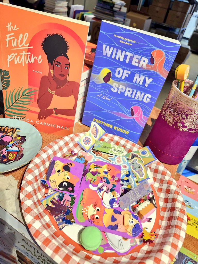 ADFRNTBooklist's tweet photo. 📚🎉🫶🏿❤️to all who came out to support @adfrntbooklist and indie bookstores across the city on #CIBD! You make us a community space where Black &amp; diverse voices shine. 🫶🏿 to authors @FKusow and Jessica Carmichael for brilliant convos on WINTER OF MY SPRING and THE FULL PICTURE!📚 https://t.co/UvQaU9wd5m