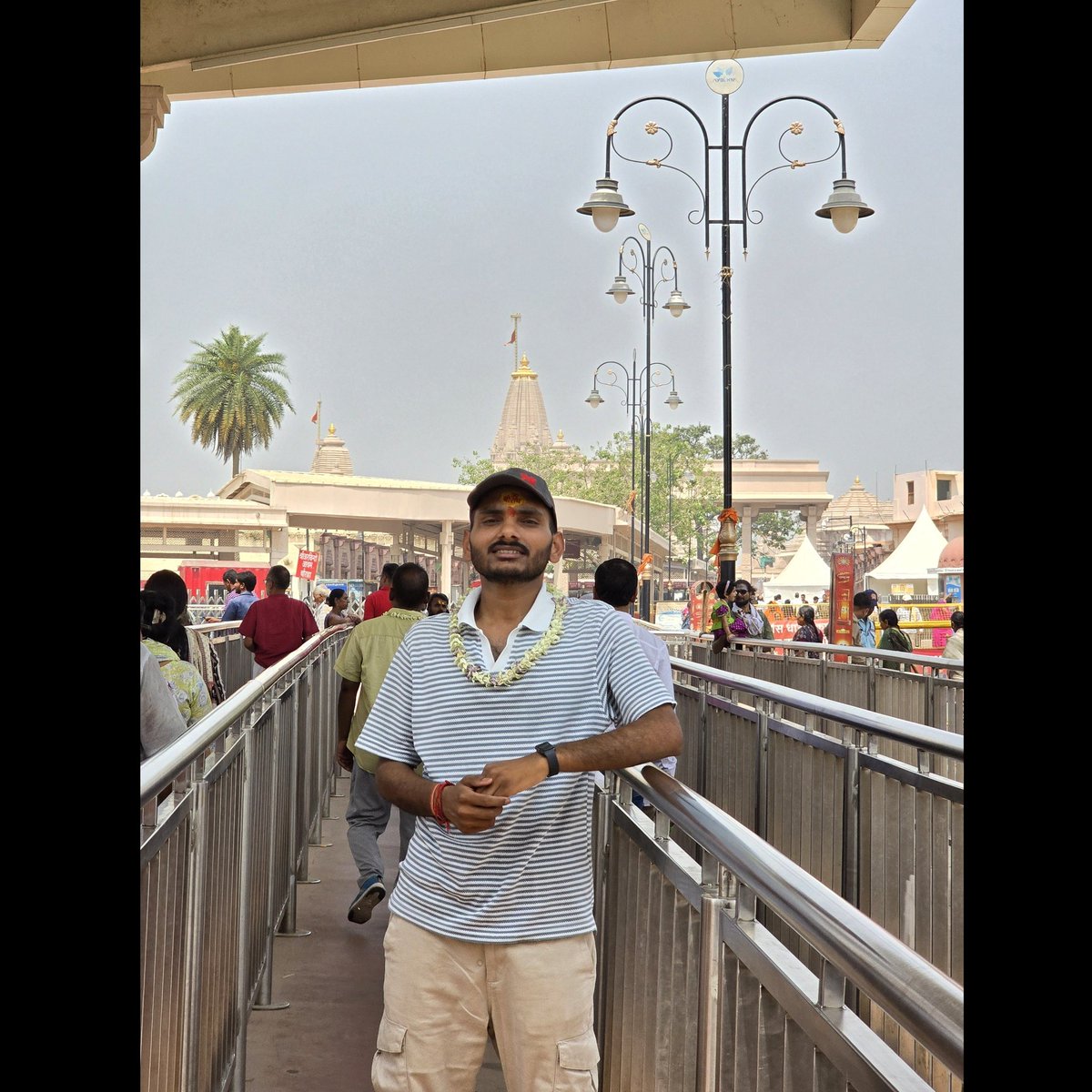 RoyalTechPro's tweet image. Peak Detailing from 2 year Old 
OG - Galaxy S24Ultra.
#Galaxys24ultra 
#ayodhya #saryughat