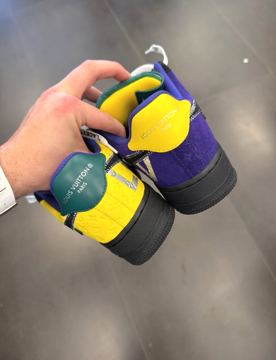 Shtreetwear tweet media