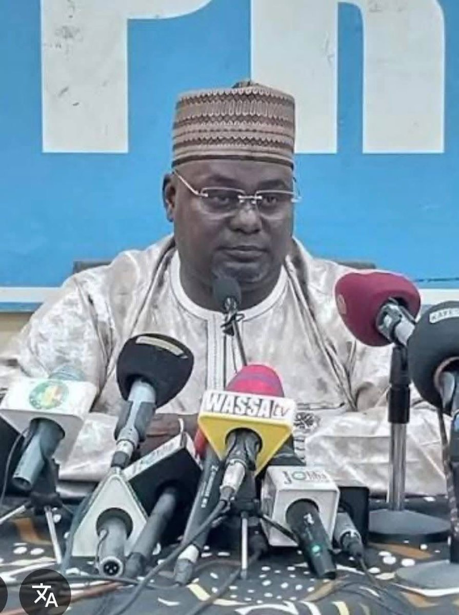 MaliTransition's tweet image. 🚨🇲🇱#URGENT | #MALI : APPEL À L’UNITÉ ET À LA RESPONSABILITÉ FACE AUX FAKE NEWS !

La Maison de la Presse du Mali lance un appel à l’unité nationale et met en garde contre la propagation de fausses informations.