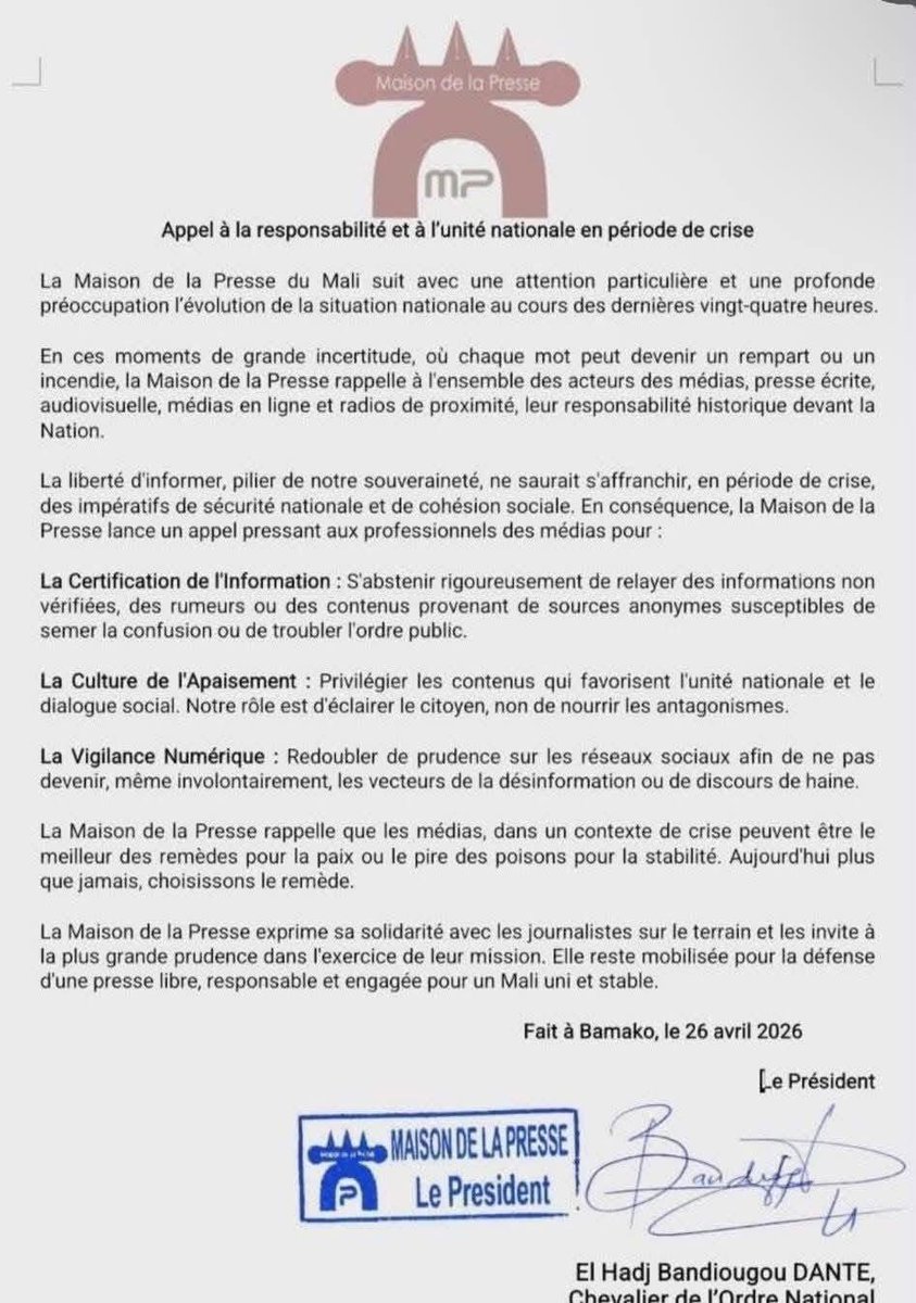 MaliTransition's tweet image. 🚨🇲🇱#URGENT | #MALI : APPEL À L’UNITÉ ET À LA RESPONSABILITÉ FACE AUX FAKE NEWS !

La Maison de la Presse du Mali lance un appel à l’unité nationale et met en garde contre la propagation de fausses informations.
