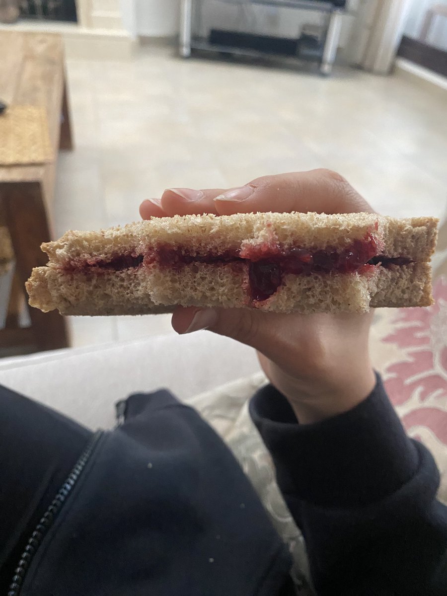 𝐌𝐢cheal 🦈 recoverytwt tweet media