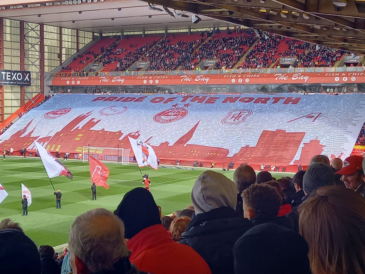 Witchy83's tweet photo. Game 63: Aberdeen 1-0 Kilmarnock.
Got the three points and that is all that matters 😁 
Good day out with fantastic folk. 
The @afcfansproject  display with the supporters names written on it is very impressive. Found mine ☺️ #aimingfor70 https://t.co/g4QdK4pN9X