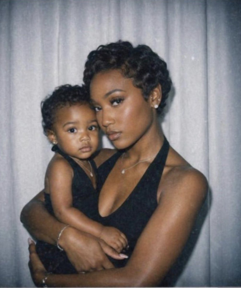 the•fine•auntie🌹 tweet media