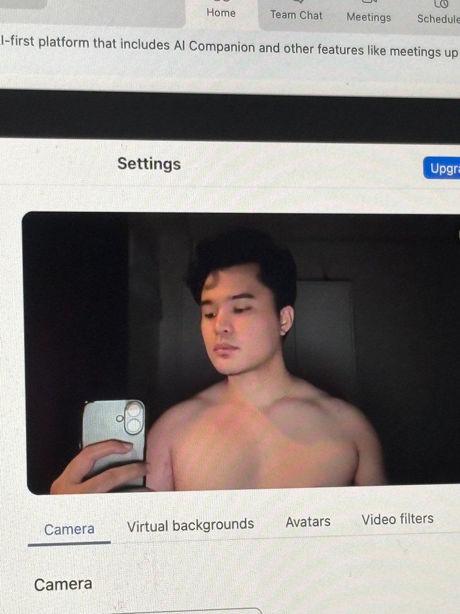Johnsorryano's tweet photo. Me and my mirror selfies against the world. https://t.co/TdhLg8al6l