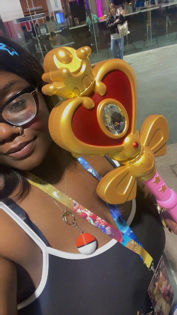 Prismtvste's tweet image. Kawaii Kon 2026 Honolulu, Hawaii 
Celebrating Japanese anime, manga, gaming, and pop culture. 💜 #kawaiikon #Honolulu #Hawaii 

I was a Pokémon trainer 😂💜