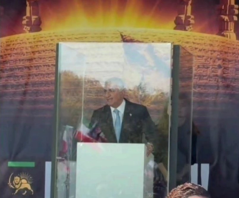 کیـان ایرانـی ☫ 🎒 tweet media