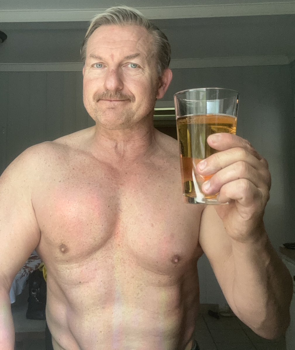 Russell The Author tweet media