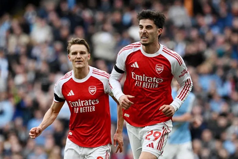 adamkeys_'s tweet image. Kai Havertz injury seeming not to be too serious is a huge boost for #Arsenal. We need a variation of profiles in attack, and we need our best technical players fit, available and contributing in every game, and no one wise gives us the tactical flexibility he does. Huge boost.