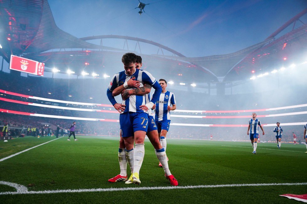 goncalo_diass17's tweet photo. Oskar Pietuszewski custou apenas 10 milhões ao Porto... 💎 https://t.co/P7MTQcrtFn