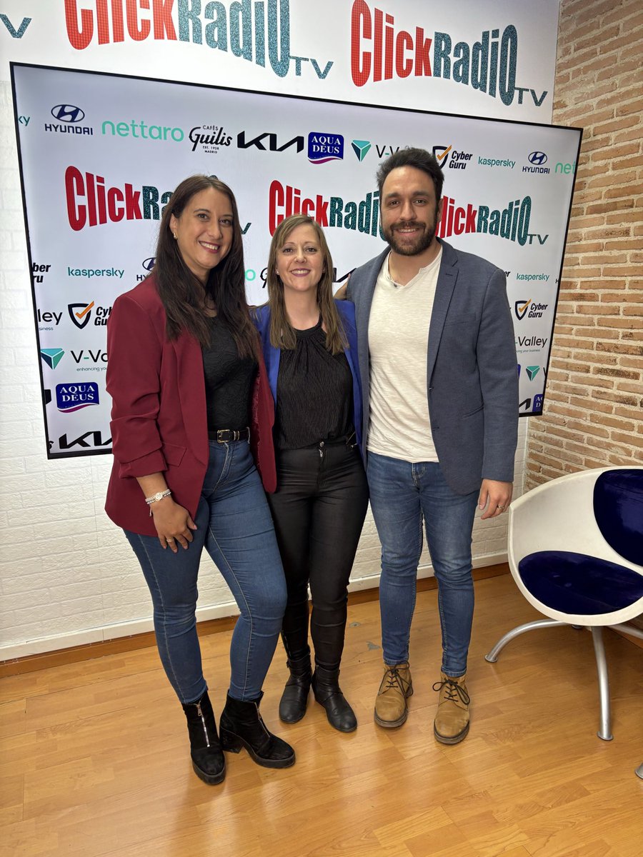 ClickRadioTV's tweet image. En el programa del pasado miércoles de #DVT tuvimos el placer de hablar con Lara Fernández (@lara_mamaestra).

✨ Descubre su historia y sus aprendizajes sobre la etapa infantil en YouTube! Recuerda que todos los miércoles a las 19:00 h en ClickRadioTV.

youtu.be/vPzOZwkkvcs?is…