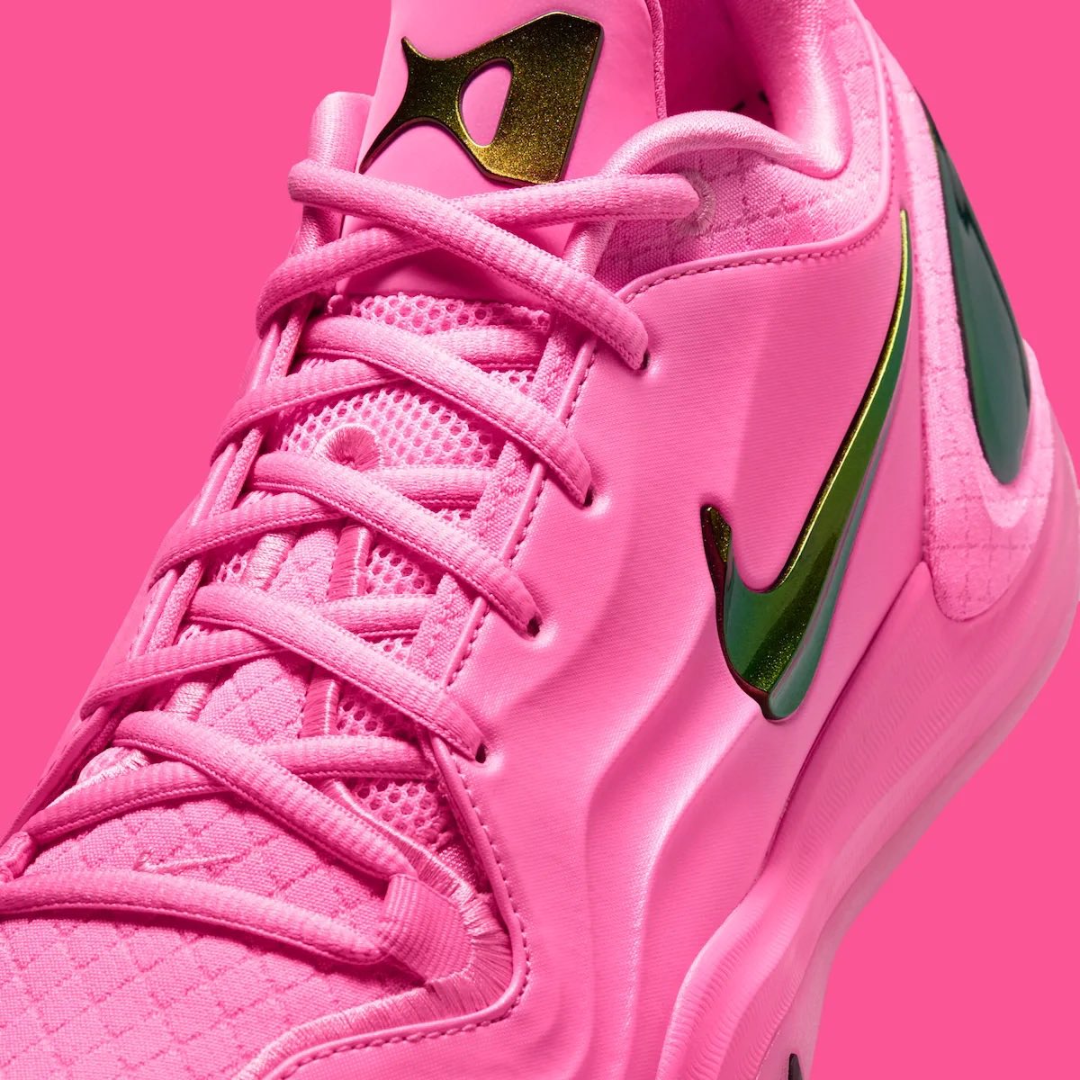 JustFreshKicks tweet media