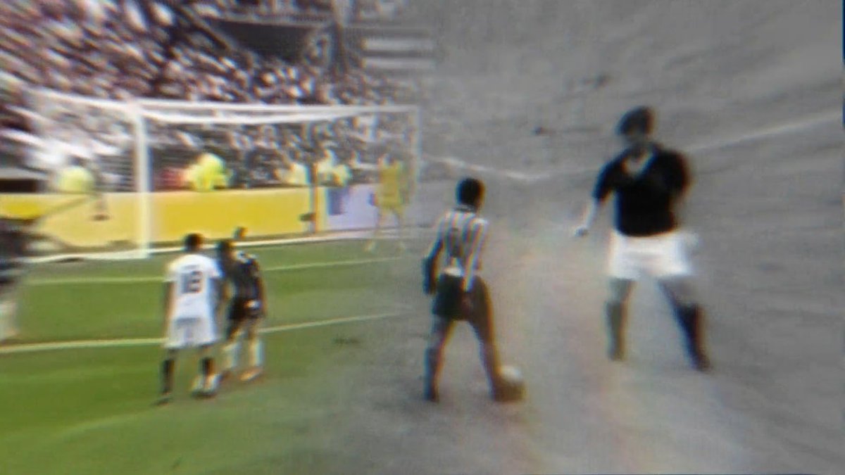 fotosdobotafogo's tweet photo. Parabéns pro cara que parou o tempo pra movê-lo em nosso favor e abrir caminho pras Glórias Eternas. https://t.co/C0Tlb11XRT